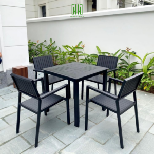 Bộ bàn ghế sân vườn